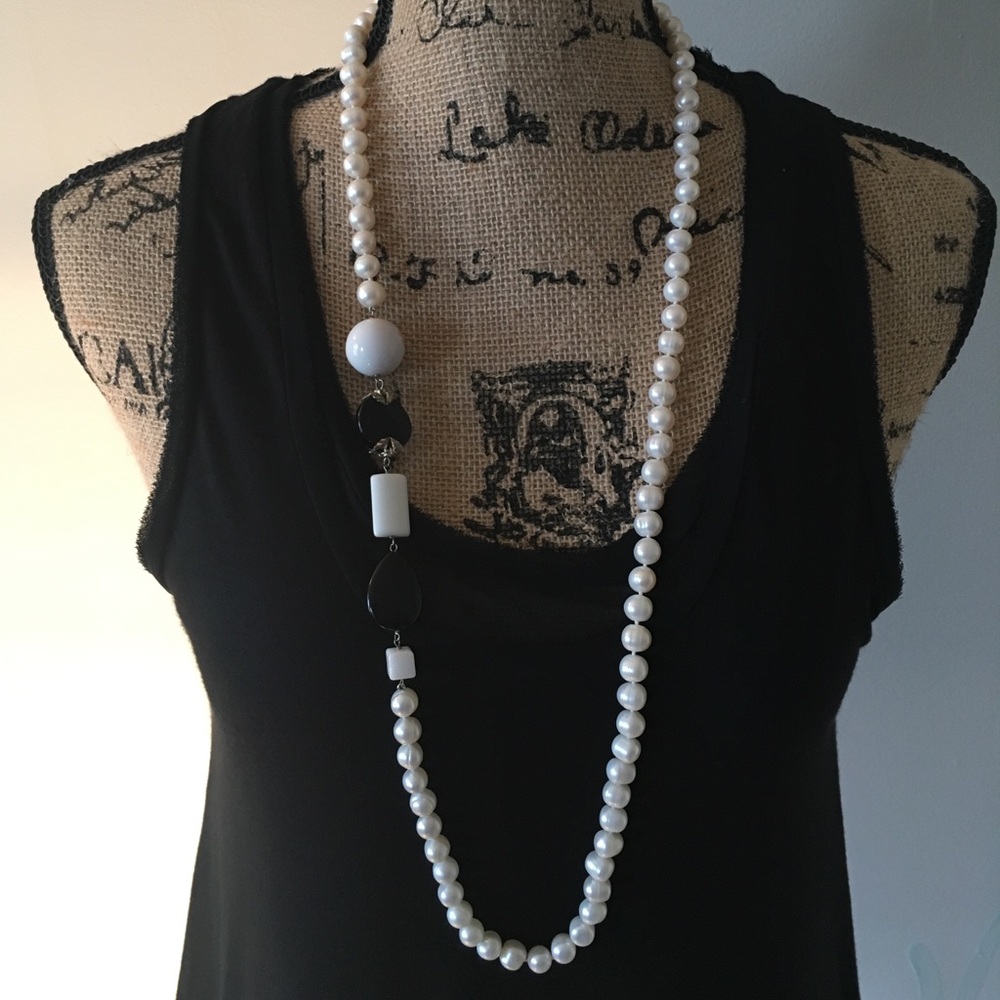 Handmade Necklace - Picture 3 of 3